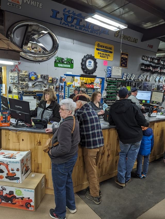 pxl_20240316_155729139 (2) Customer Appreciation Week